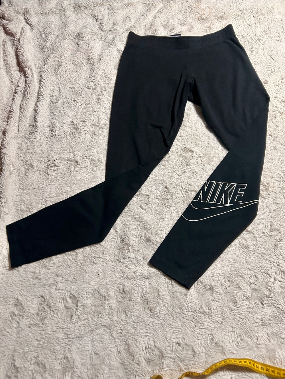 Nike Black Leggings with White Logo Medium - Picture 2 of 9